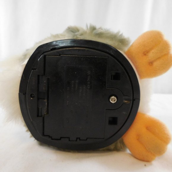 1998 Original Gray & White Furby w/ Blue Eyes model #70-800 Generation 1 Works - Picture 6 of 8